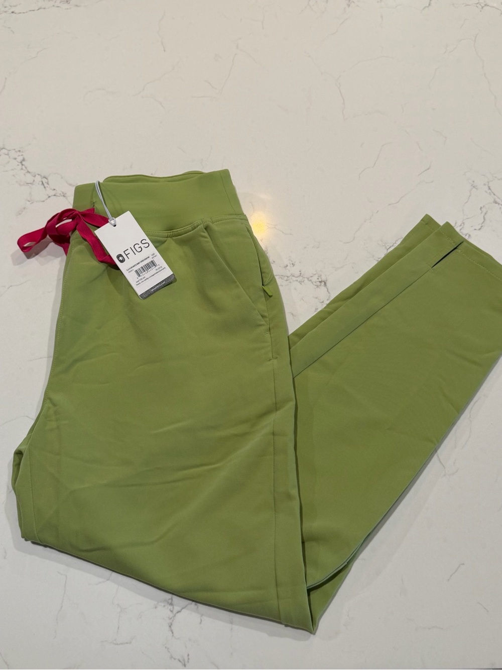 Figs Matcha Alva Skinny Tapered Scrub
